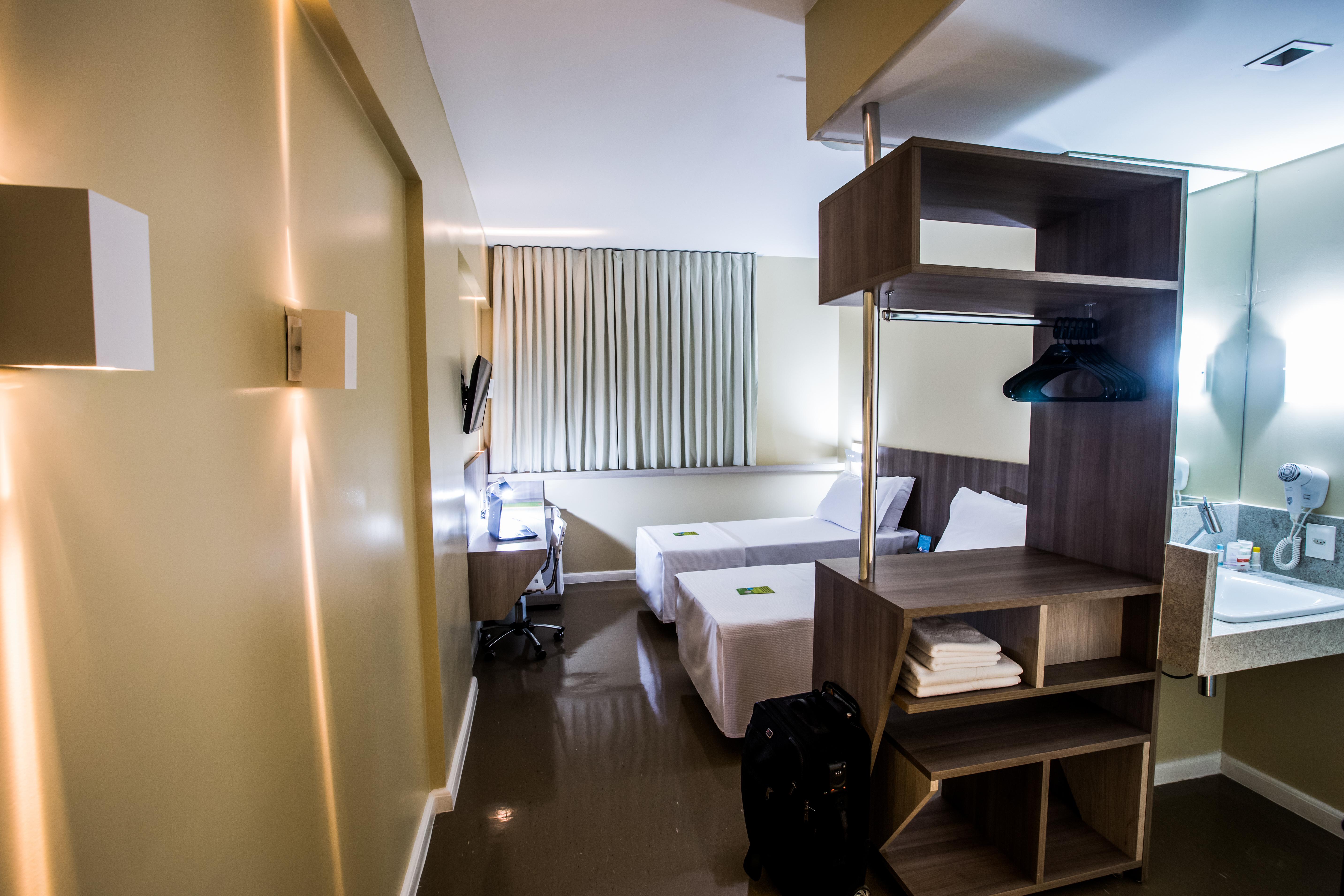 Slim Cuiaba Aeroporto酒店 外观 照片
